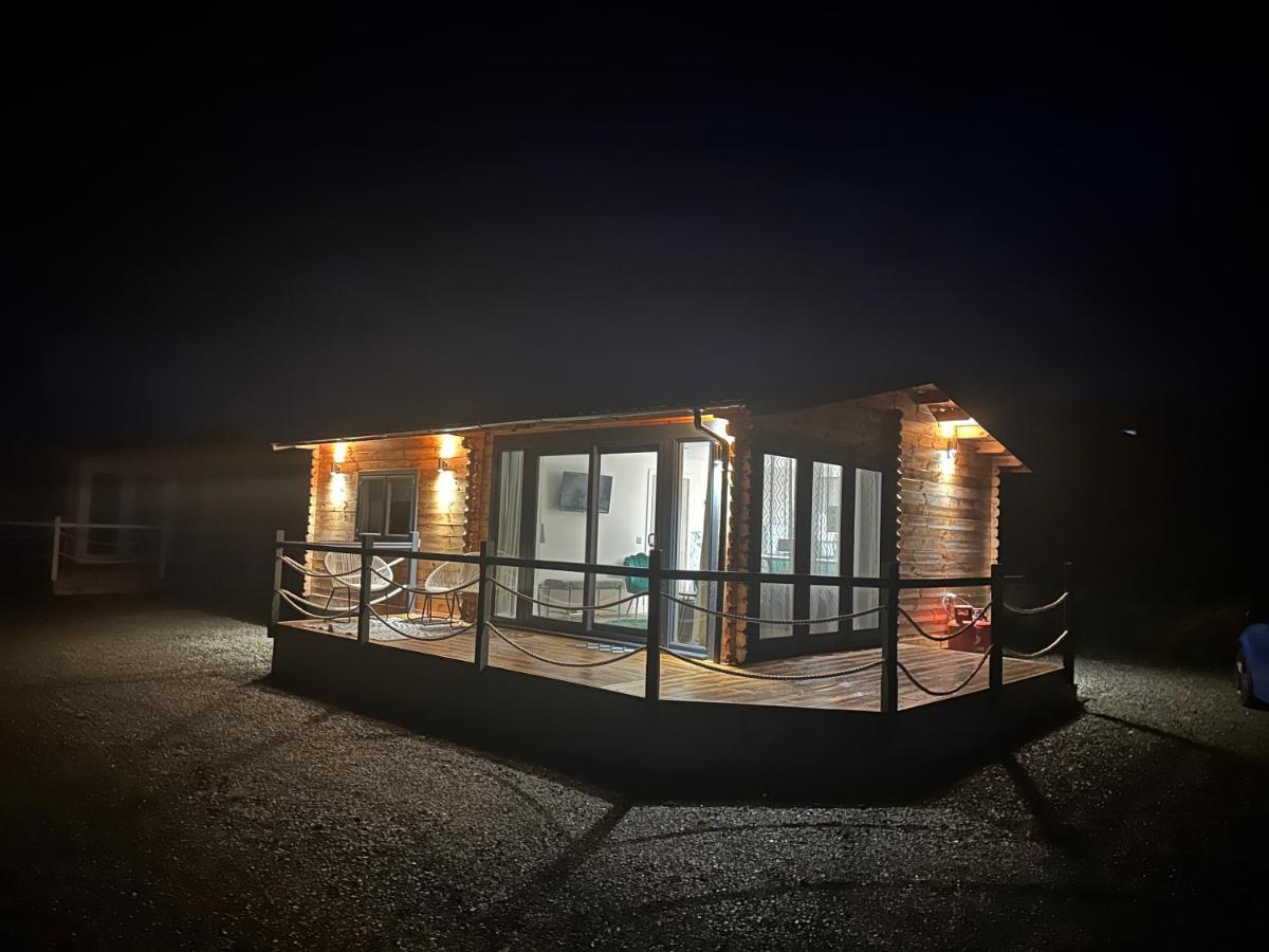 Chieftain'S Cabin Kensaleyre Bagian luar foto